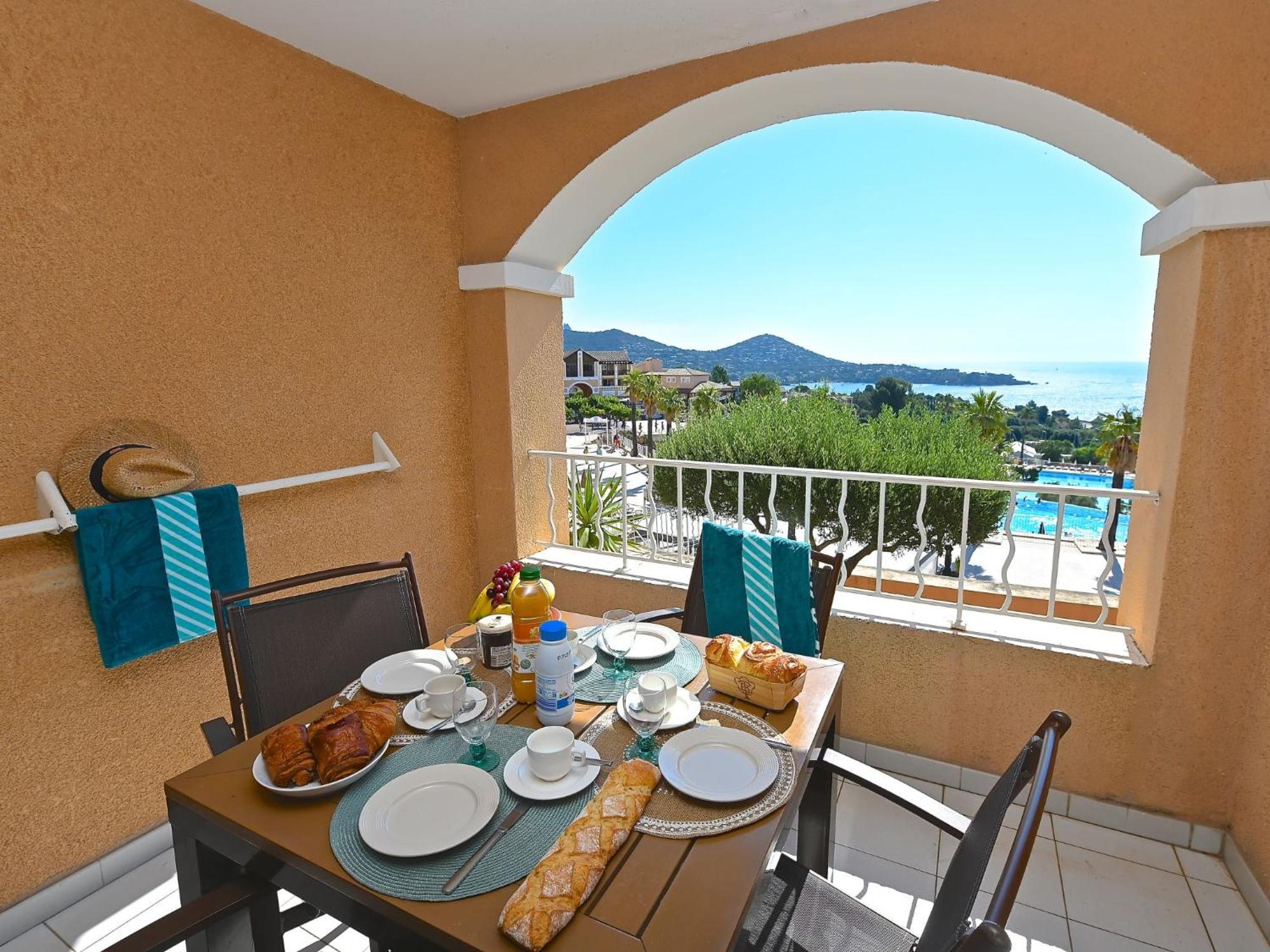Apartment Village Cap Estérel - Le Village-9 Saint-Raphaël Esterno foto